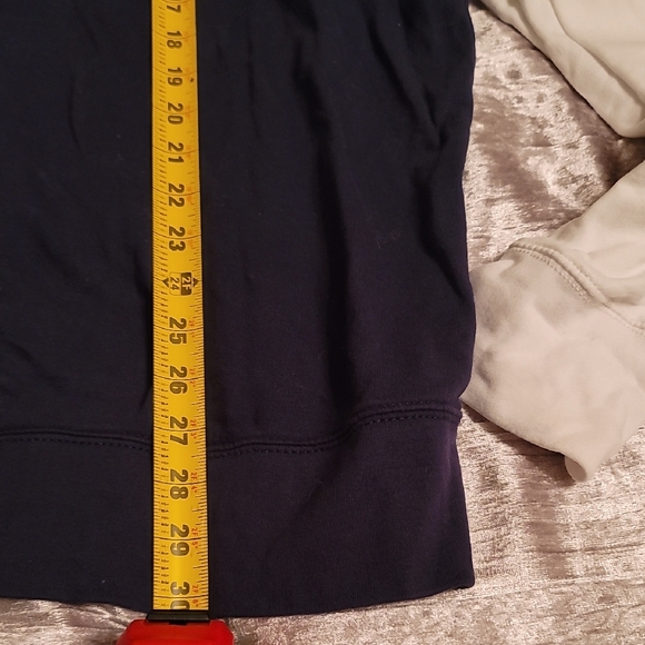 NWOT True Religion Navy Hoodie with Red Logo - Picture 6 of 6